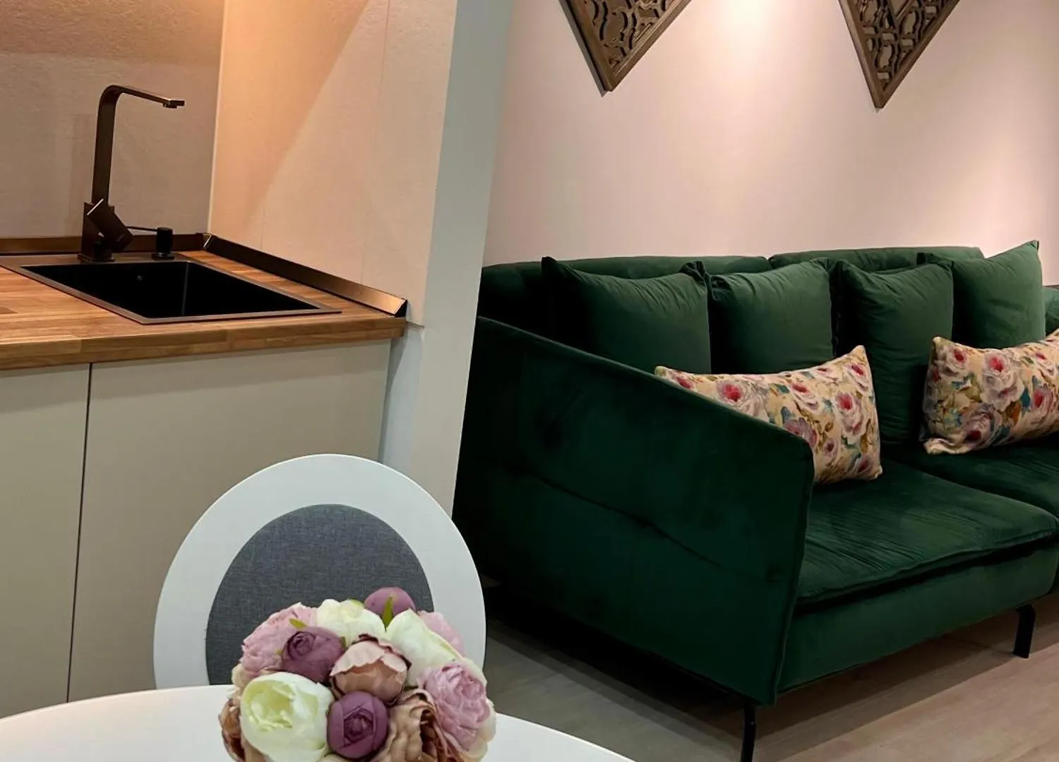 Bucharest Apartment Hils 0*,