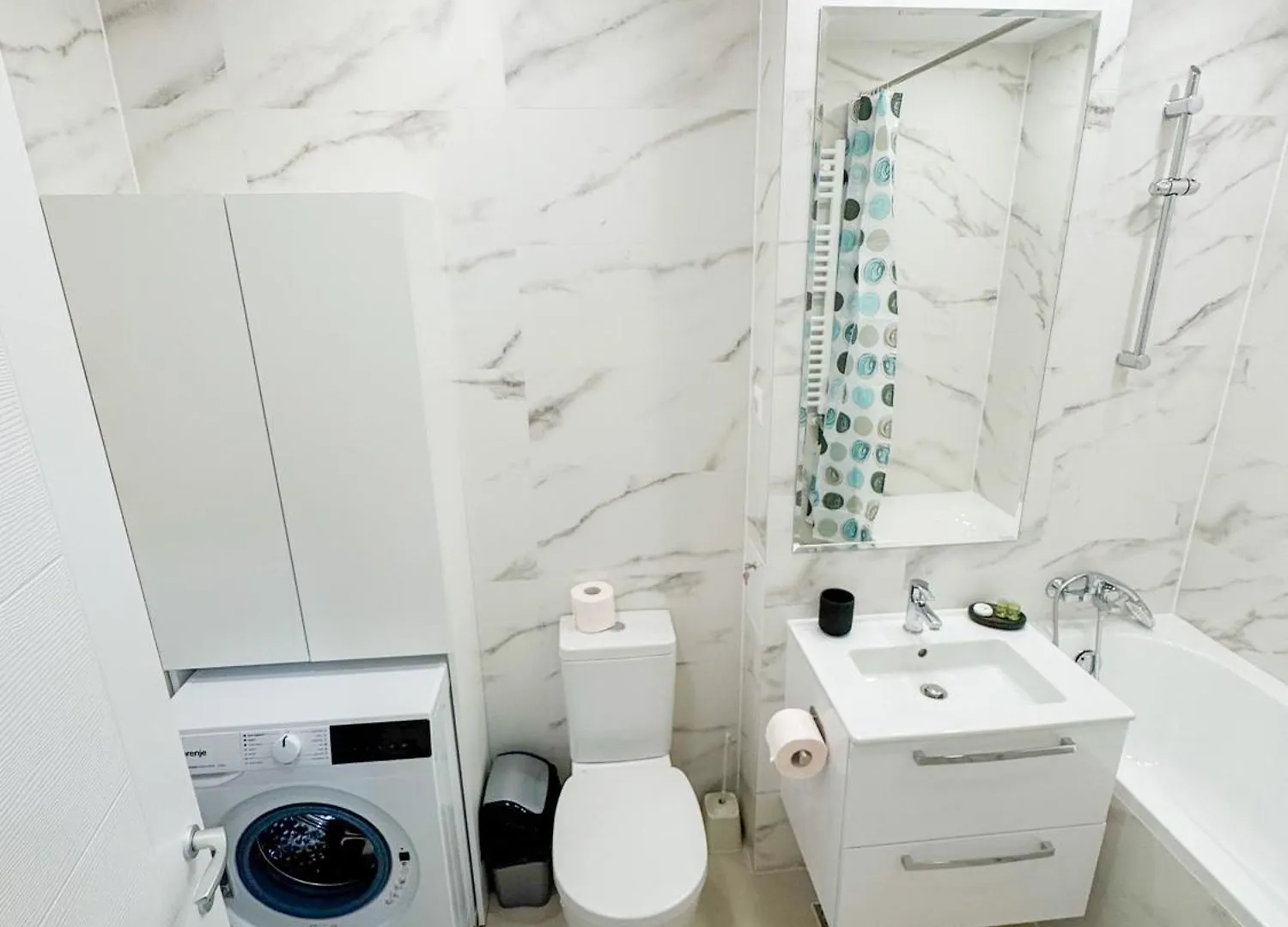 Bucharest Apartment Hils