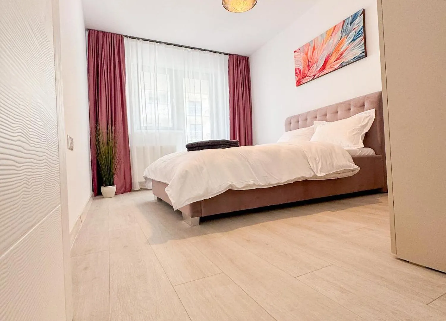 Bucharest Apartment Hils